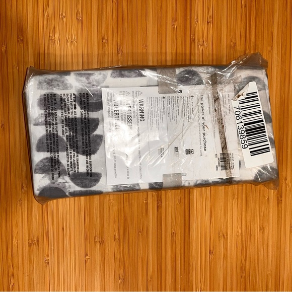 West Elm Kids Half-moon Crib Fitted Sheet NWT Cotton Baby Sheet Gray White - Picture 4 of 4